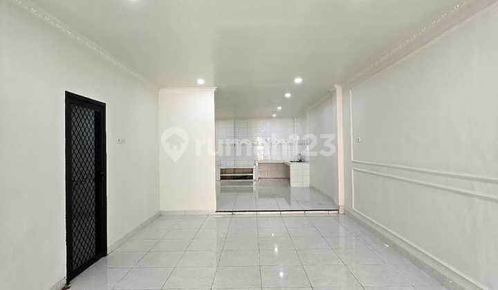 Rumah PIK 120m Baru Renovasi Rapi Siap Huni 2