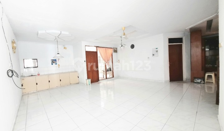 Rumah Tua Muara Karang Jalan Lebar Unit Langka Jarang Jual Blok Terbaik