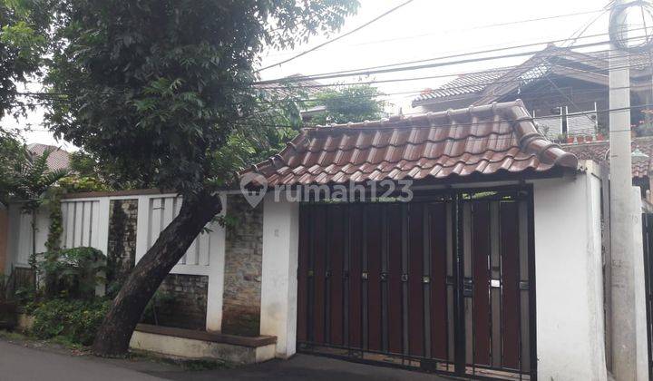 Rumah 2 Lantai Di Condet Akses 2 Mobil Dipinggir Jalan, Siap Huni 1