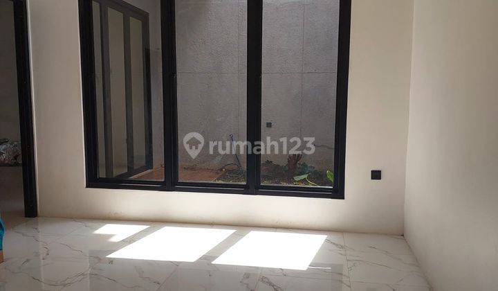 Rumah Cantik Di Jagakarsa 2 Lantai Dalam Cluster Dijual Cepat,shm 7