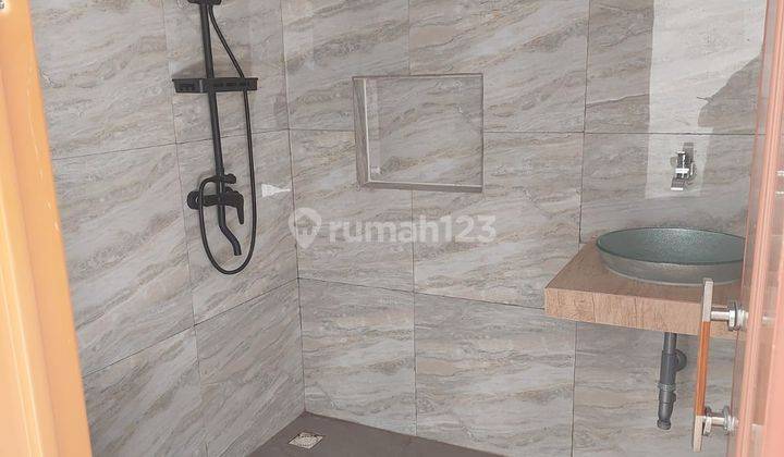 Rumah Cantik Di Jagakarsa 2 Lantai Dalam Cluster Dijual Cepat,shm 8
