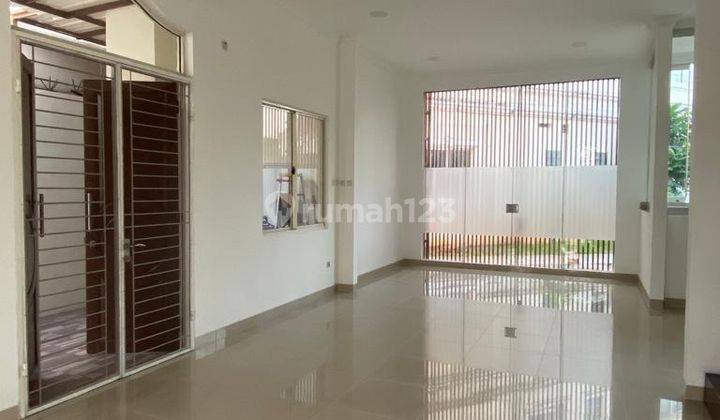 Rumah Taman Semanan Indah Bagus Terawat