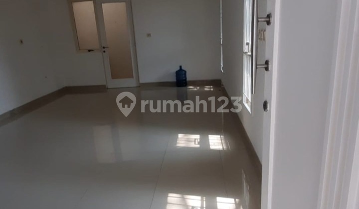 Golflake house unfurnished private and serene location