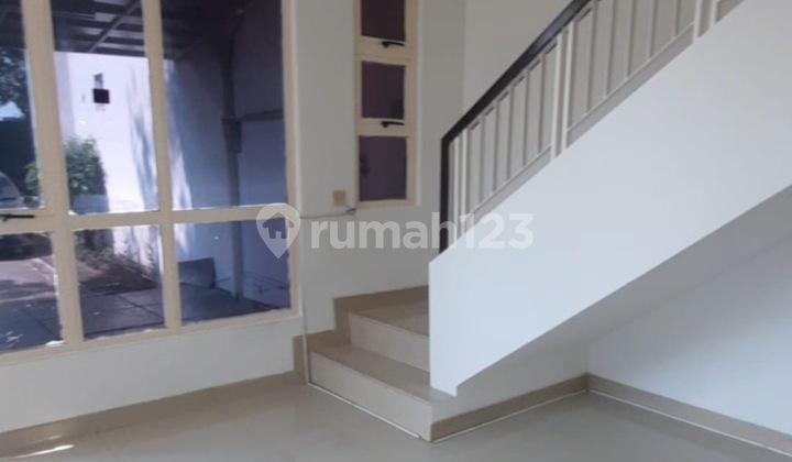 Golflake house unfurnished private and serene location