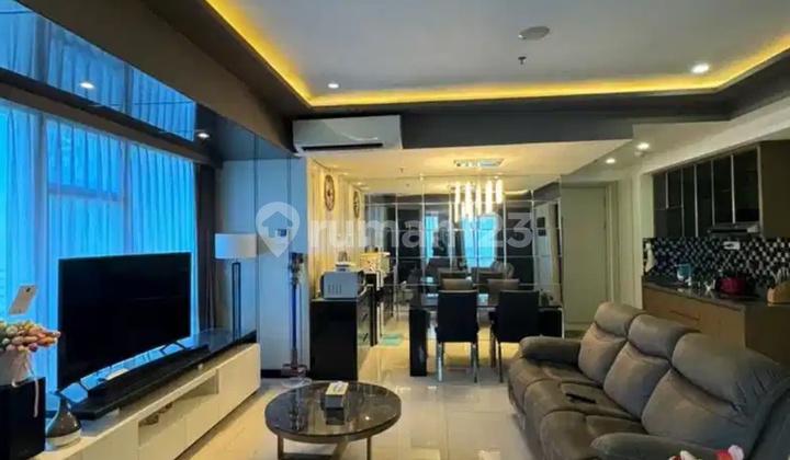 Hot Unit La Riz Pakuwon – Private Lift, Double View, Full Furnish