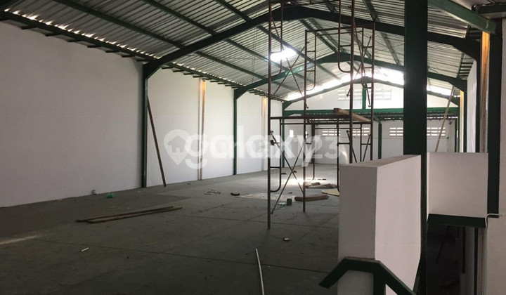 Gudang Murah 2 Lantai Siap Pakai di Kapas Madya Indah