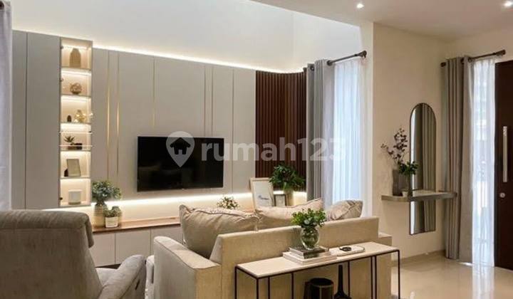 Rumh Fully Furnish Siap Huni Selangkah ke Pakuwon Mall Surabaya