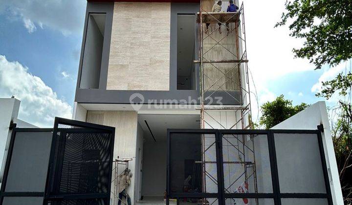  Rumah Baru Gress Minimalis Modern Sutorejo Surabaya Timur 1