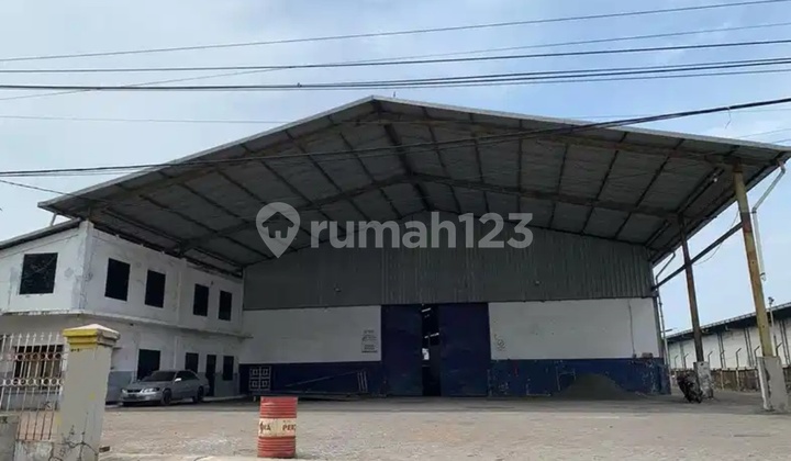 Ready-to-Use Warehouse Fully Renovated Kalianak Surabaya