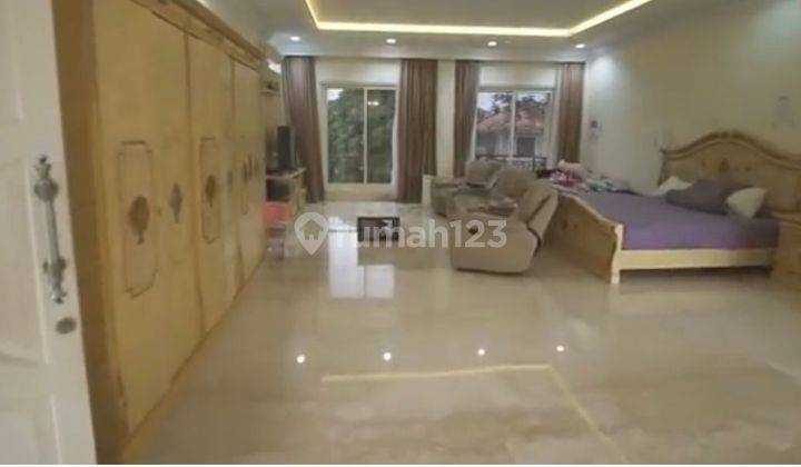 Dijual Cepat Rumah Mewah di Beverly Golf Lippo Karawaci 2