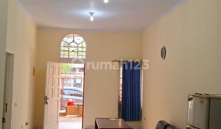 Dijual Cepat Rumah di Taman Semanan Indah, Luas 6x15 SHM