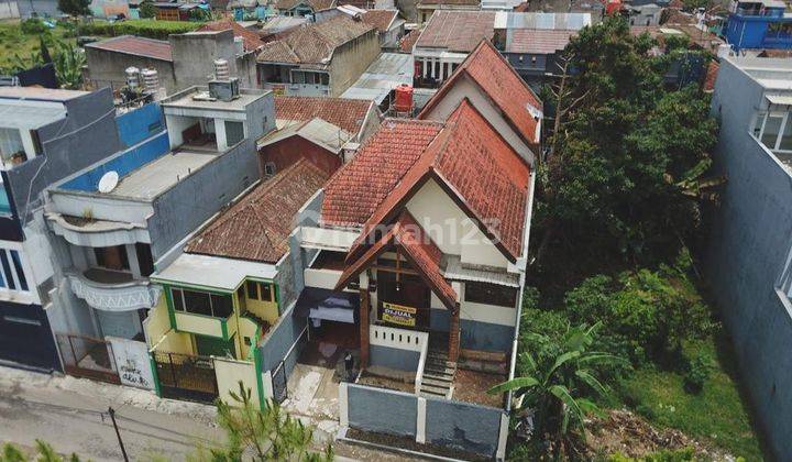 Rumah villa di lembang bandung 4