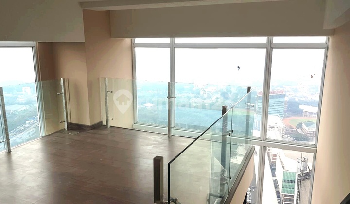 Biz Loft SOHO U-Residence Lippo Karawaci, Corner