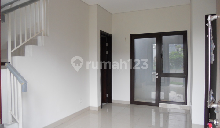 Disewa Rumah 2 Lantai Mozia Cluster Amarine BSD 2