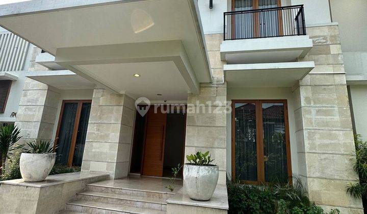 For Rent Tropical House Area Kemang, Jakarta Selatan  2