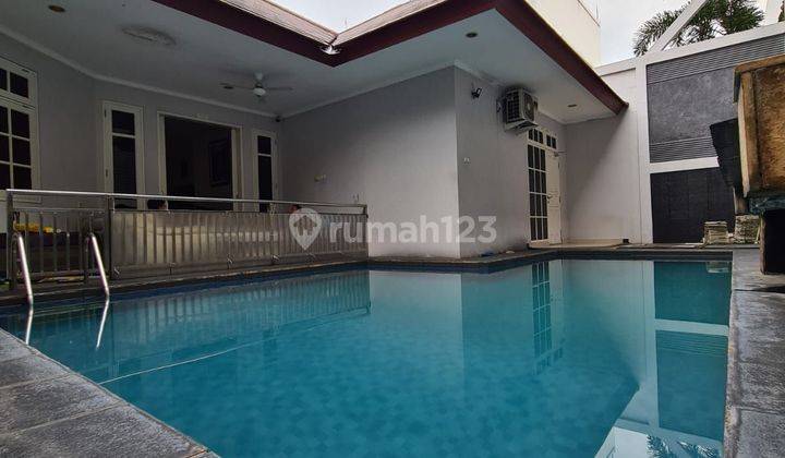 Rumah di Bangka
Swimming pool jalan lebar 1