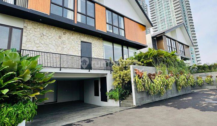 Brand New Modern Tropical House di Kemang, Full Furnished  1