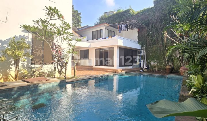 Ready-to-Occupy House in Pejaten Barat, South Jakarta