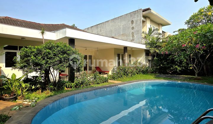 Disewakan Rumah Bagus Siap Huni di Kemang Dalam Jakarta Selatan Disewakan Rumah Bagus Siap Huni di Kemang Dalam Jakarta Selatan
