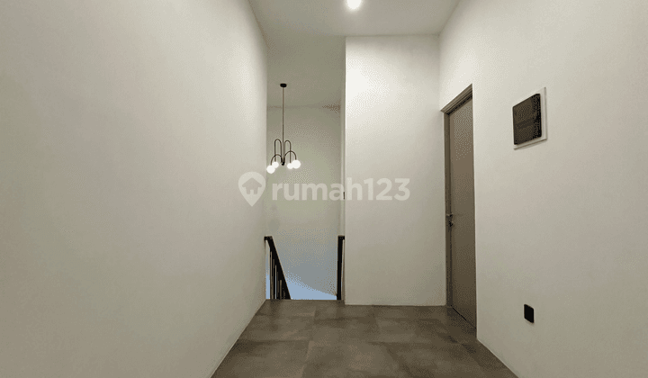 BRAND NEW TROPICAL MINIMALIST IN CIPETE  2