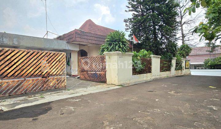 Rumah Tua Posisi Dihook Kemang, Jakarta Selatan  1