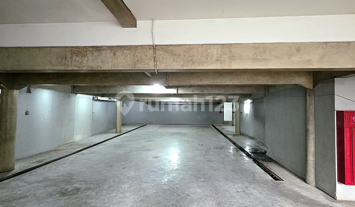 For Sale Commercial Space in Premium Area Kemang Raya Below Market Value