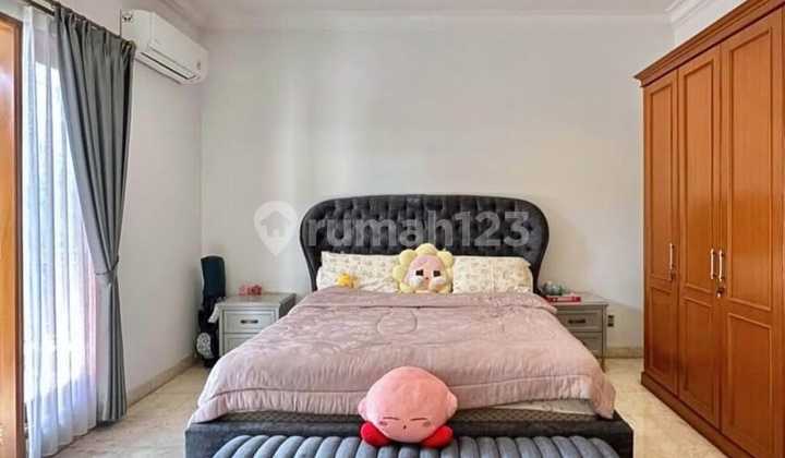 RUMAH BAGUS 2 LANTAI AREA KEMANG  2