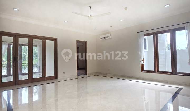 For Rent Beautiful House Ready to Occupied Kemang Area 2