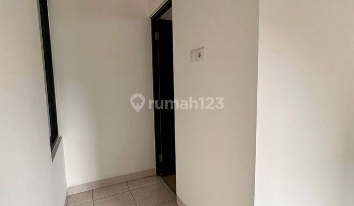 DISEWAKAN RUMAH DALAM TOWNHOUSE AREA JAGAKARSA, JAKARTA SELATAN  2