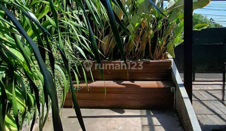 Rumah Modern Tropical Semi Furnished di Cirendeu, Tangerang Selatan 2