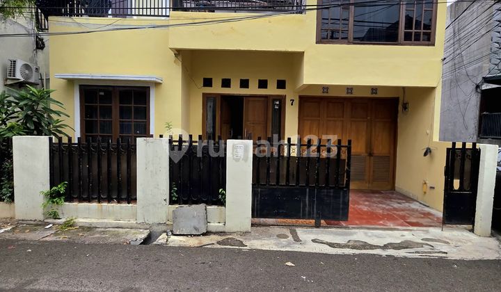 Ready-to-Live House in Tebet Area, South Jakarta