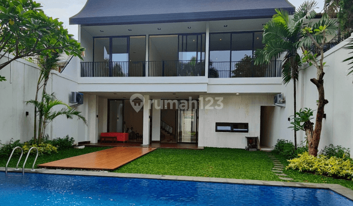 Brand New Tropical House In Kemang, Jakarta Selatan  2