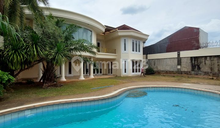 RUMAH MEWAH MODERN CLASSIC HARGA MENARIK DI KEMANG  1