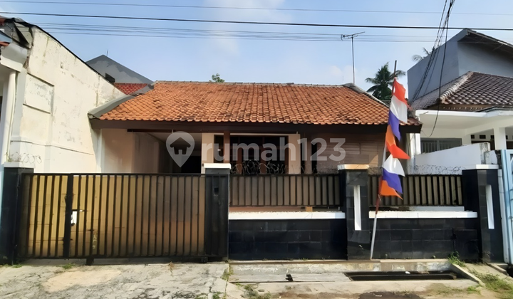 Best Price! Land Area Calculated House in Cilandak Complex, Negotiable