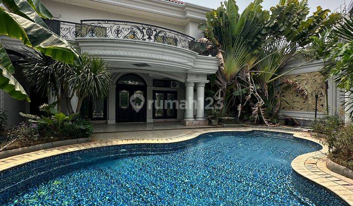 Rumah Mewah Di Kawasan Elite Menteng Jakarta Pusat  1