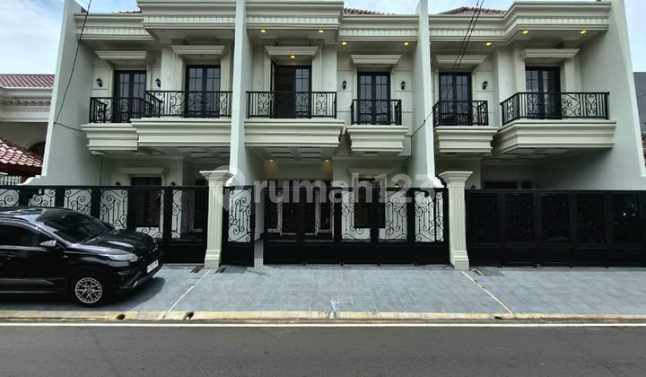Rumah Baru di Komplek Akses Jalan Lebar di Cempaka Putih Jakarta Pusat