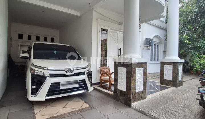 Rumah mewah classic dikomplek bebas banjir di Galaxy Bekasi  2