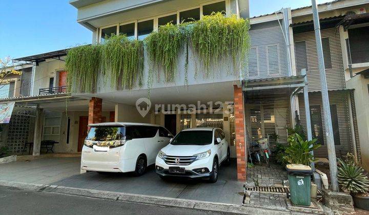 Rumah second dekat toll jorr jatiwarna di  komplek greenpark Bekasi  1