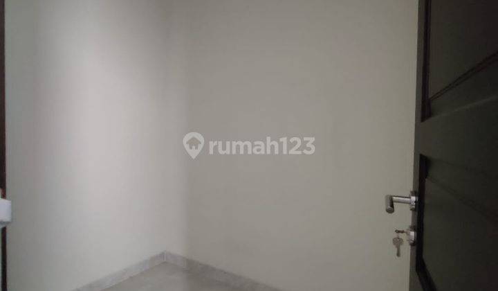 Rumah Startegis Classic di Cempaka Putih Jakarta Pusat 8