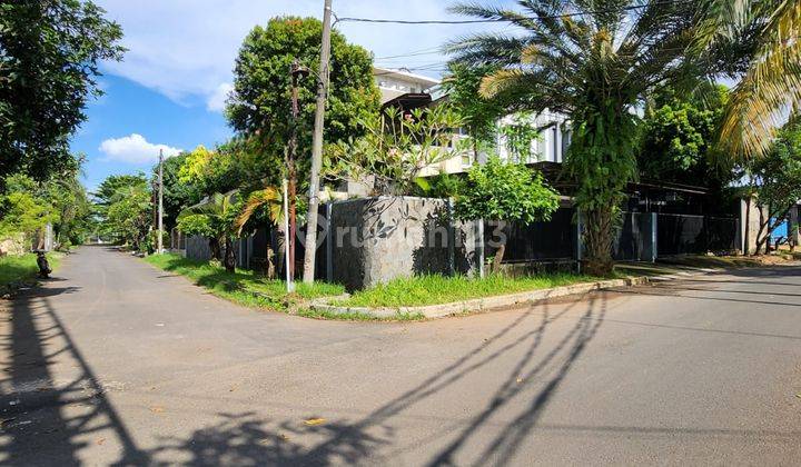 Rumah Dgn Pool Pribadi di Billymoon Pondok Kelapa Jakarta Timur 