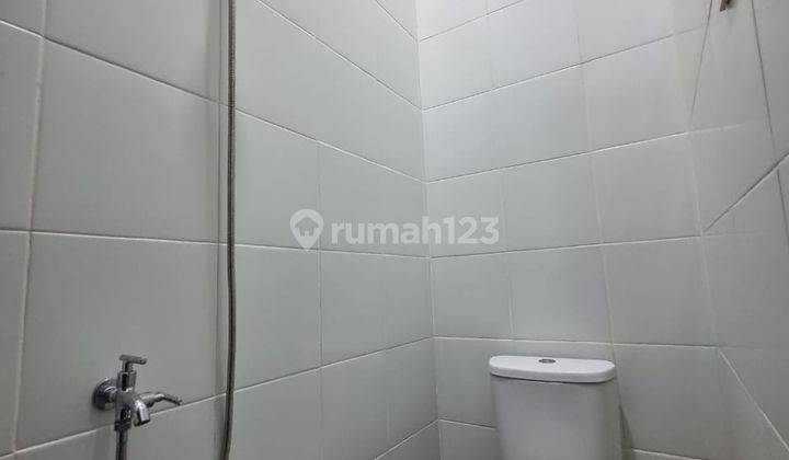 Di Jual Rumah Baru Design Modern di Pondok Bambu Jakarta Timur 11