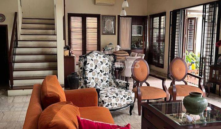 Rumah Mewah Dgn Pool Pribadi di Pondok Kelapa Jakarta Timur  2