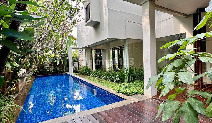 Di Jual Rumah Modern Tropikal di Cipete Jakarta Selatan  1