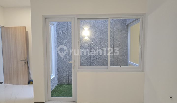 Rumah baru modern di Pondok kelapa Jakarta Timur  2