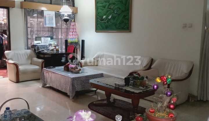 Rumah di Komplek Elite Jatiwaringin Jakarta Timur 2