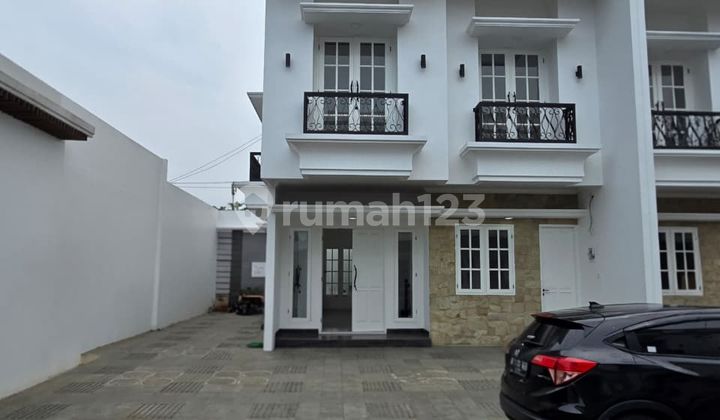 Rumah baru di cluster pondok bambu Duren sawit jakarta timur