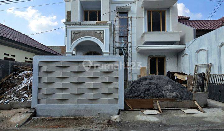 Rumah Baru di Komplek Bebas Banjir di Pondok Kelapa Jakarta 2