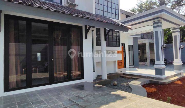 Rumah Mewah di Komplek Elit Bambu Apus Jakarta Timur  1