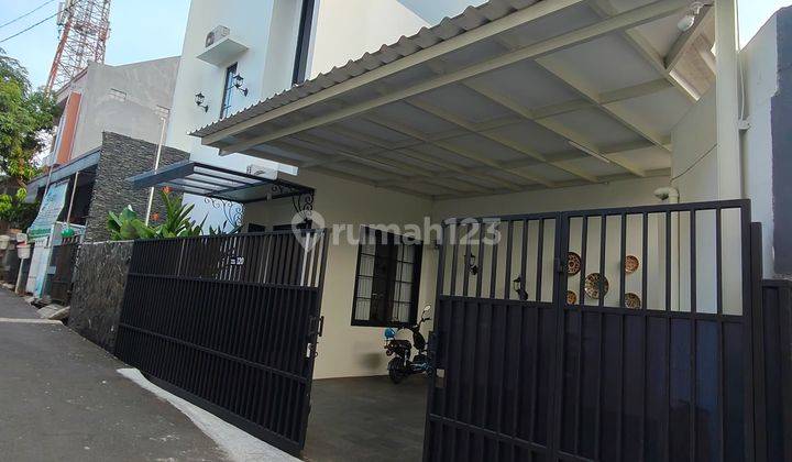 Rumah Bagus Siap Huni di Komplek Cipayung Jakarta Timur  2