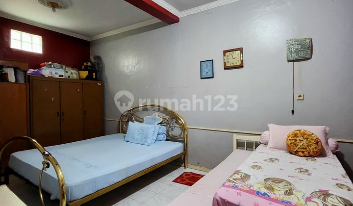 Rumah second strategis di Utan kayu Matraman Jakarta Timur  2